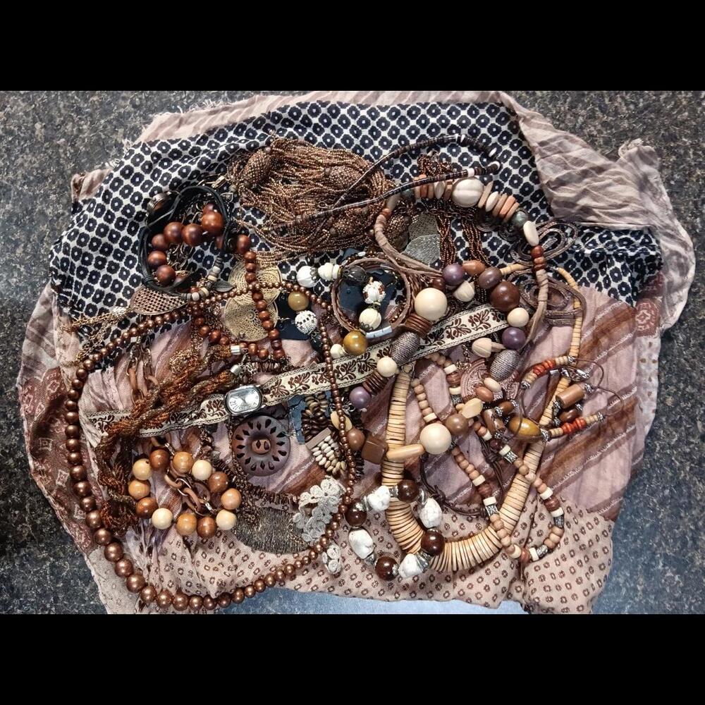 Bohemian Vintage Mixed Jewelry Bundle Wood Material
